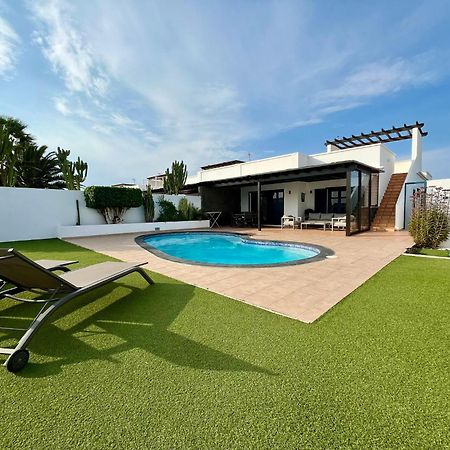 Villa Splendid Casa Nostra, private heated pool, Wifi, garden Playa Blanca  Esterno foto