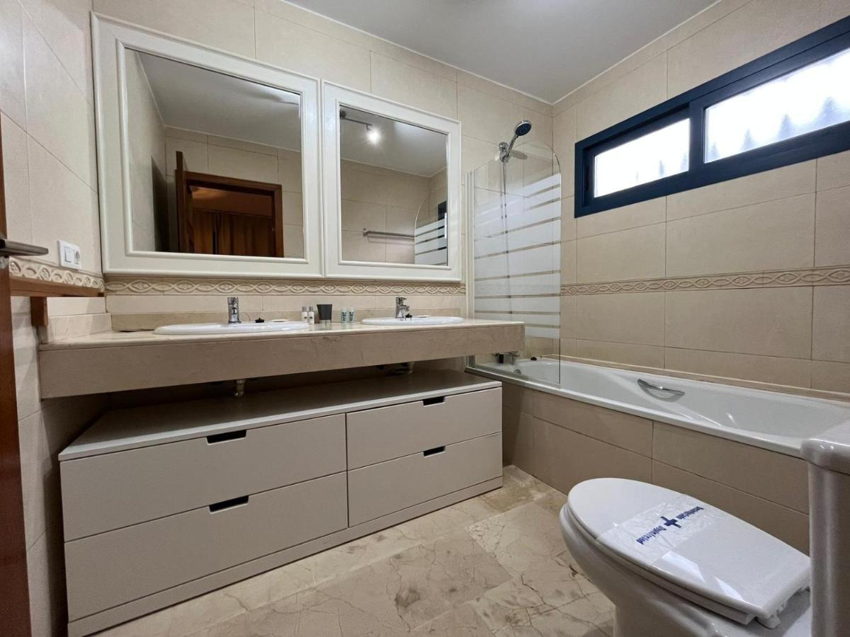 Villa Splendid Casa Nostra, private heated pool, Wifi, garden Playa Blanca  Esterno foto