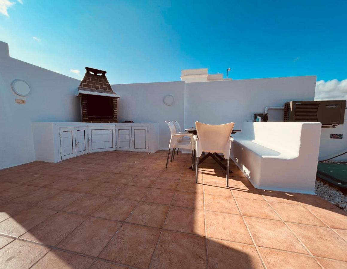 Villa Splendid Casa Nostra, private heated pool, Wifi, garden Playa Blanca  Esterno foto