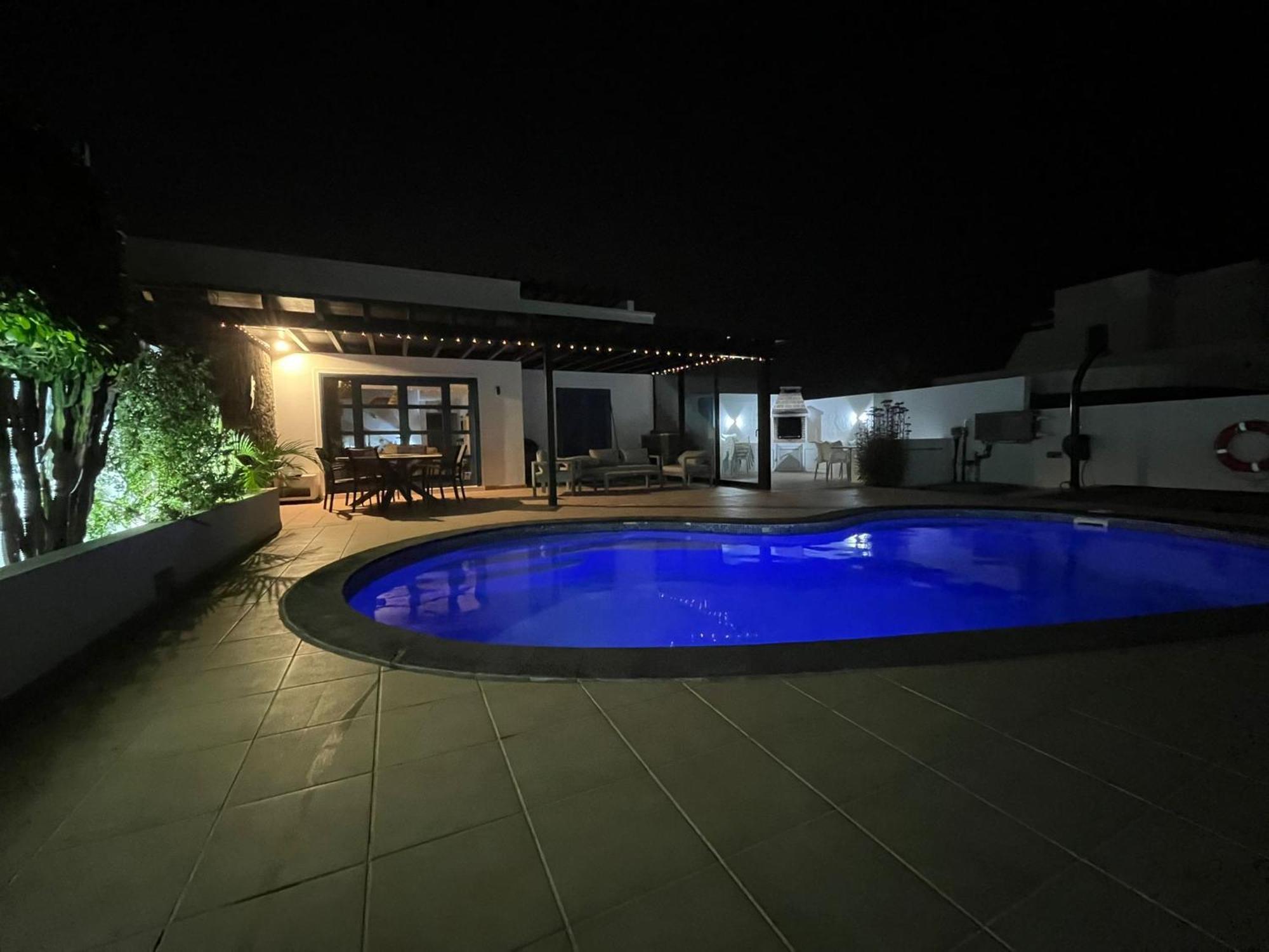Villa Splendid Casa Nostra, private heated pool, Wifi, garden Playa Blanca  Esterno foto
